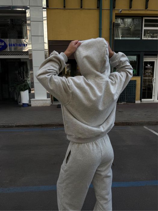 Спортивний худі juliaoverdose