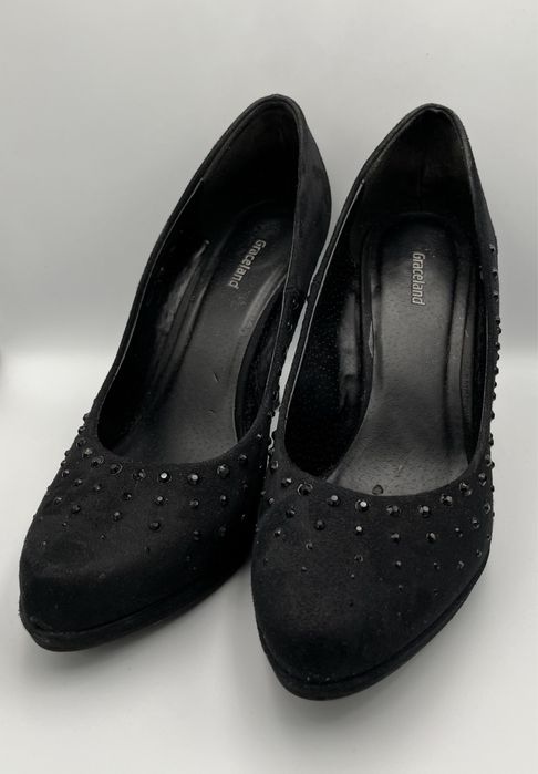 Czarne półbuty damskie na obcasie z kryształkami