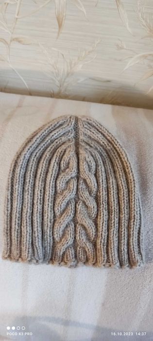 Шапочка женская Меринос. Новая.