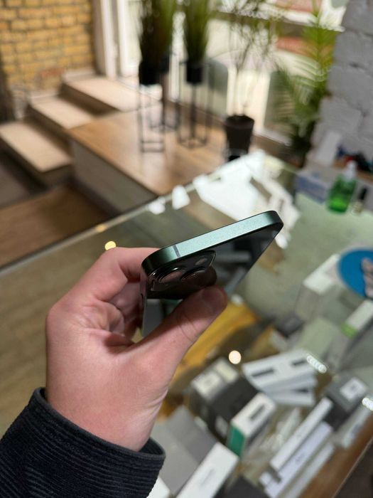 iPhone 13 256GB Midnight / Green | Гарантія | Магазин