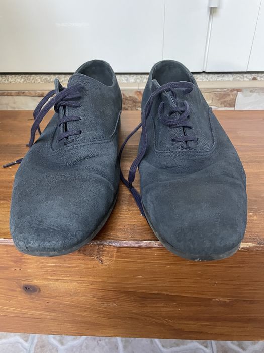 Sapatos com pouco uso