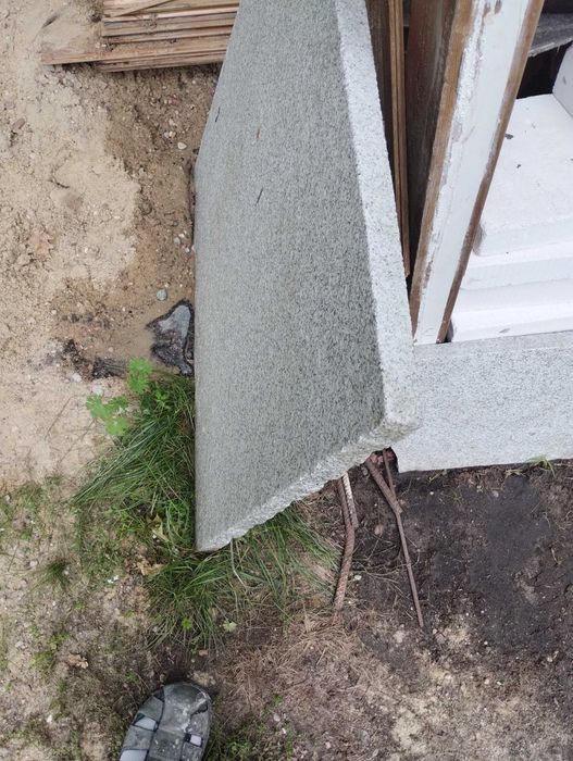 Granit Bianka Sardo płomieniowany