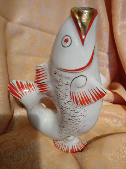 Karafka ryba porcelana połonne