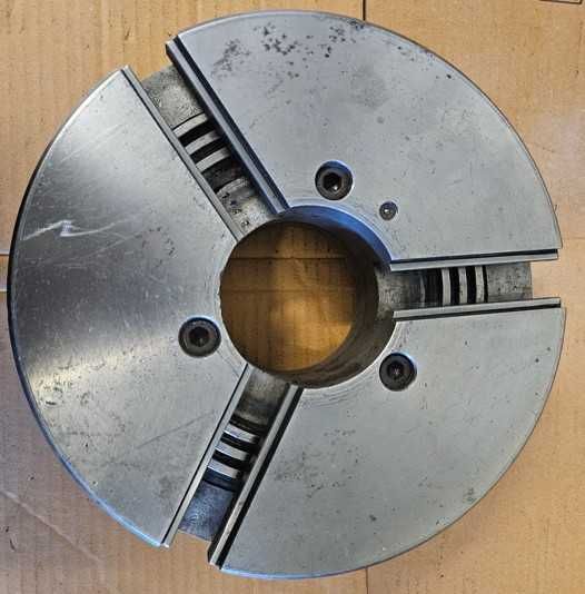 Uchwyt tokarski samocentrujący 3 szczękowy 250 mm, Bison