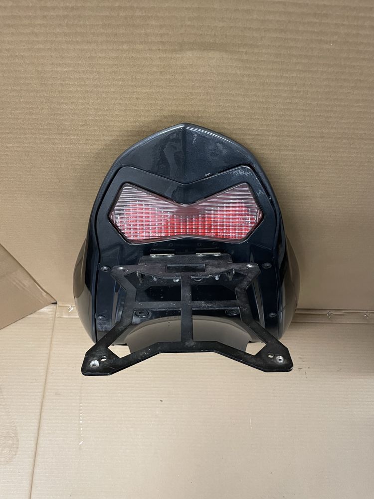 Ogon zadupek kawasaki zx6r 636 siedzenie tył lampa 03-04