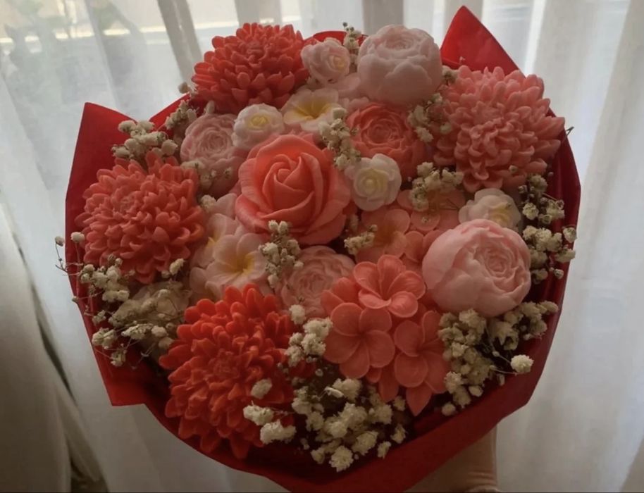 Букети з мильних квітів