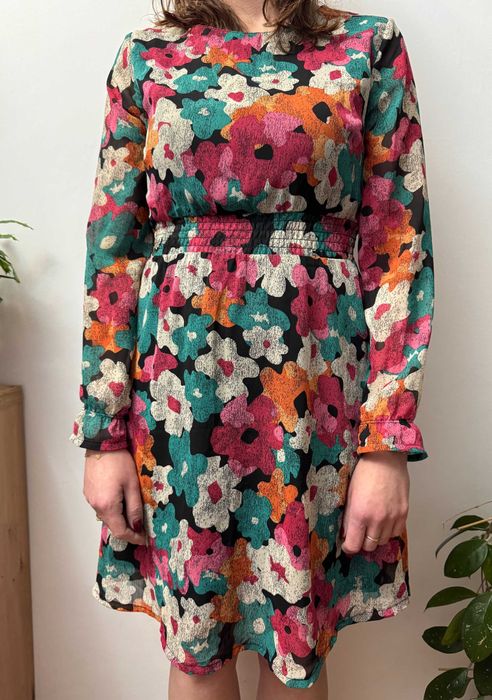 Sukienka w kwiaty codzienna w kwiatki na co dzień floral Esmara 40 L