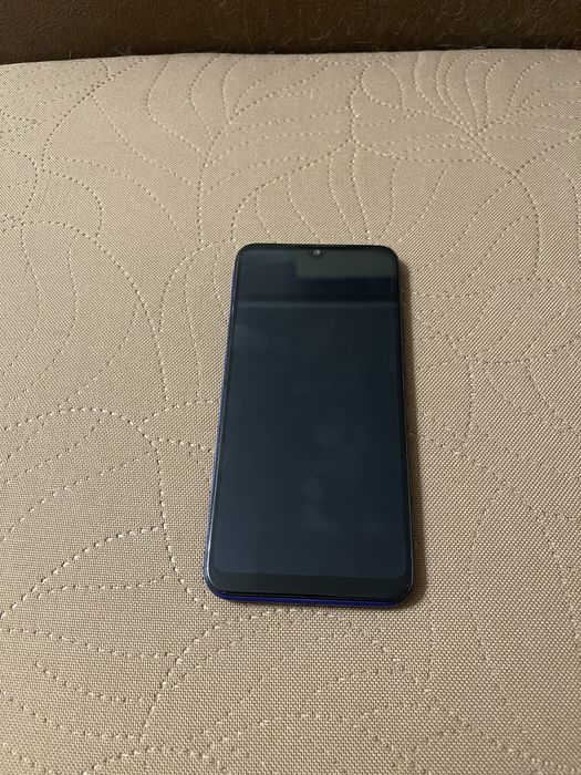 Продам телефон Redmi 7
