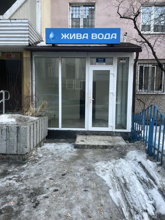 Здається приміщення з водою, 2 кімнати. Позняки за тц Піраміда вул Мишуги 3