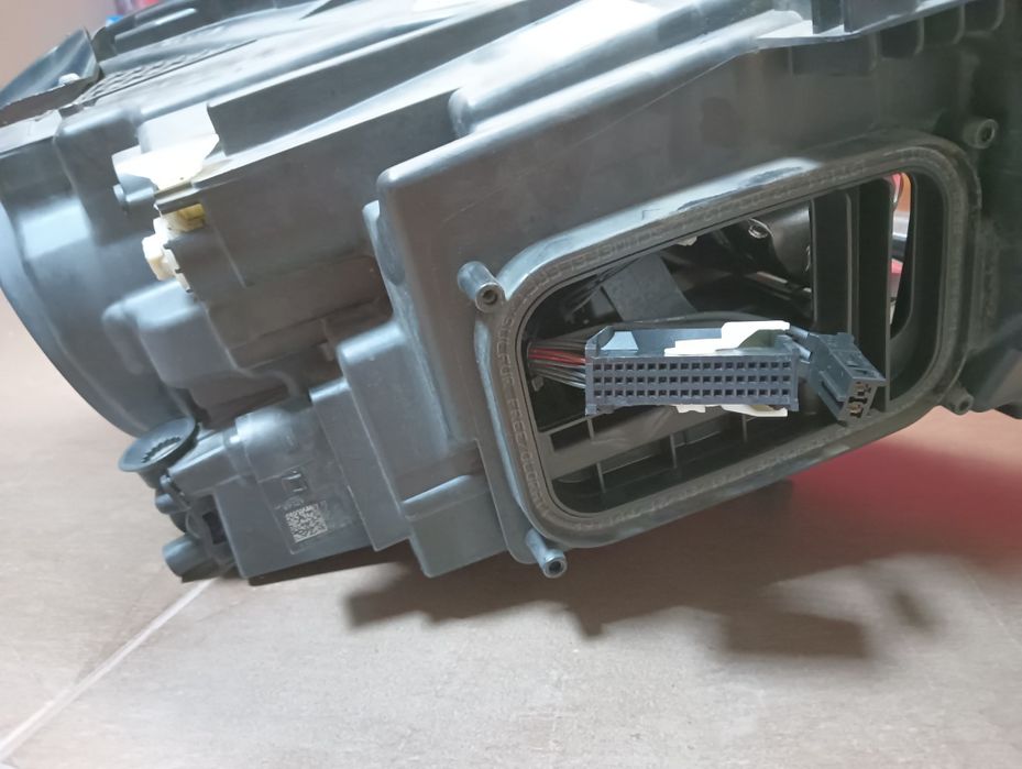 Farol Mercedes classe A