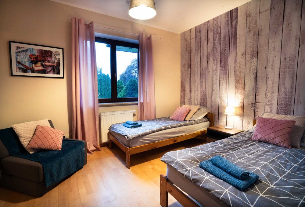 Cze Chill House - Dom na Kaszubach z sauną, jacuzzi i letnim basenem