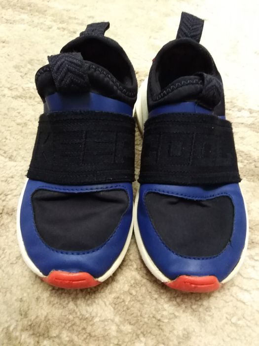 Кроссовки zara 29 размер