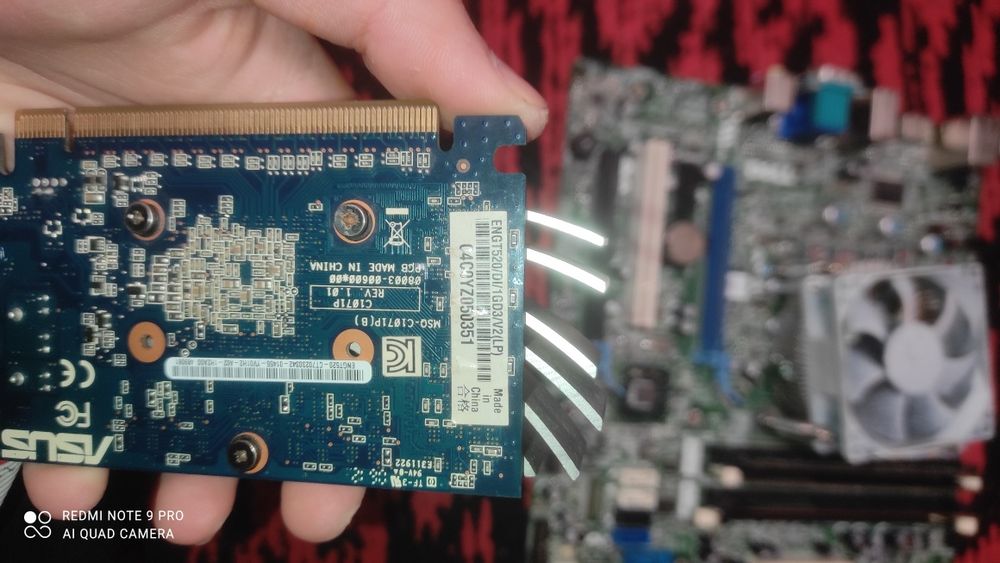 Продам  комп'ютерний комплект (i3 3220)(gt 520 1g) (8g ddr3)