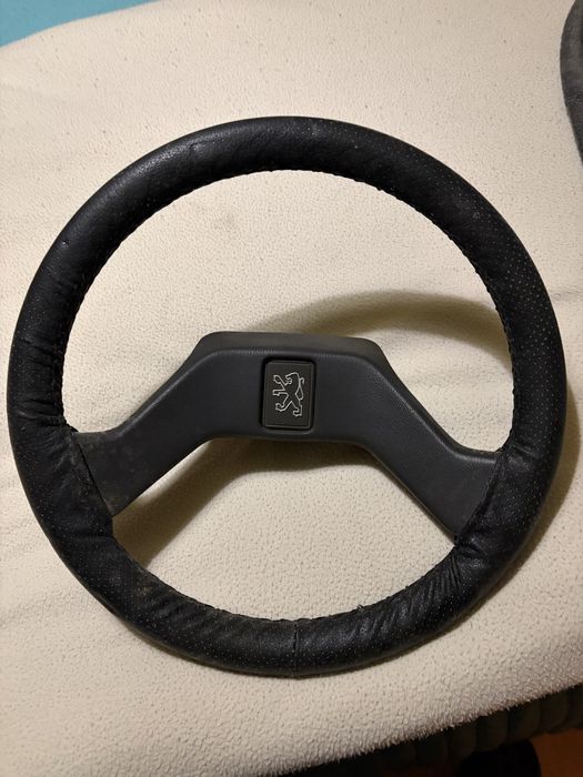 Volante para Peugeot 205