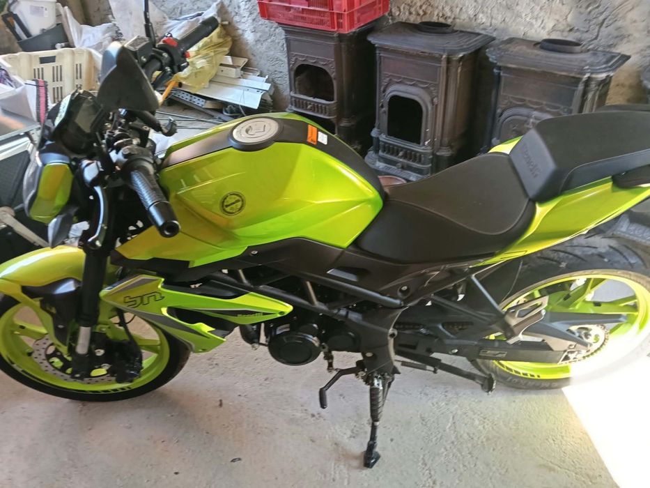 Benelli 125cc praticamente nova