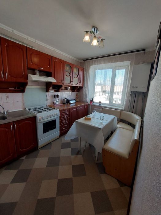 Продам 3-кімнатну квартиру покращеного планування в м. Жмеринка