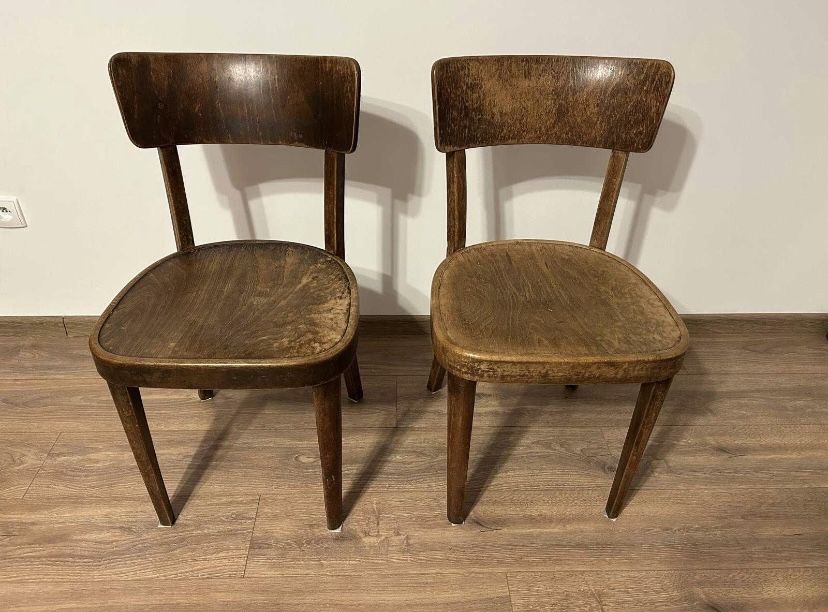 Krzesła drewniane, gięte, stare, zabytkowe firmy Thonet