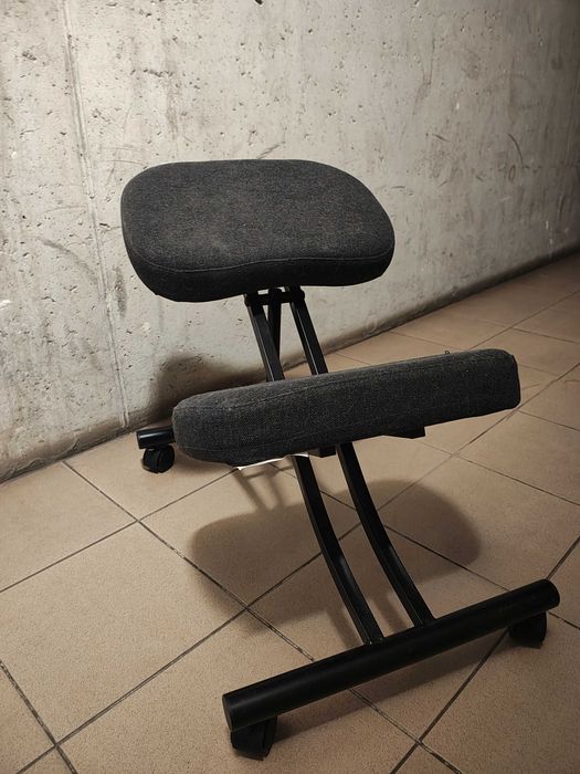 Klęcznik Ikea EIFRED szary
