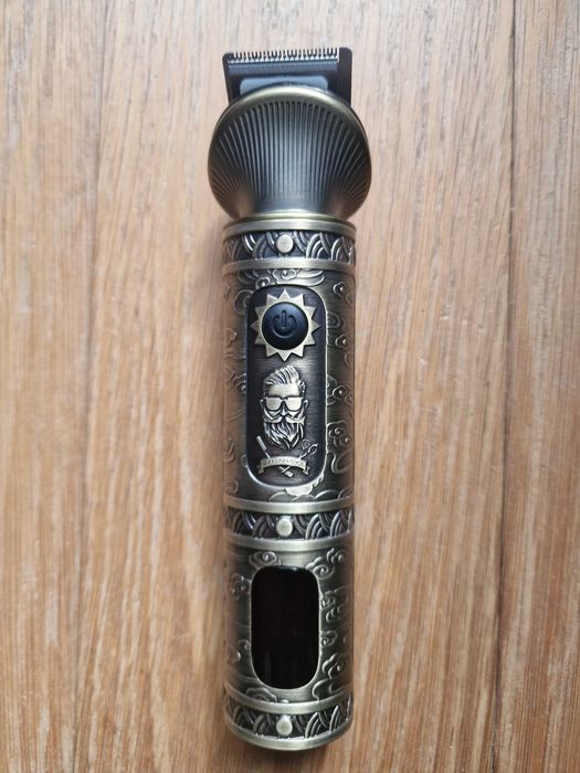 Máquina profissional de barbear,  cortar cabelo/pelos - Surker 7 em 1