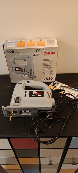 Serra de recortes THUN 520W