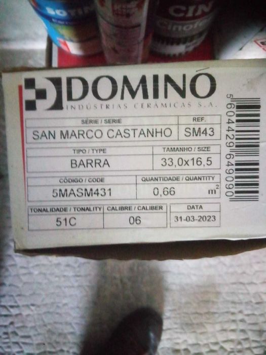 Pavimento Cerâmico SAN MARCO Castanho_Barra (33,0x16,5)