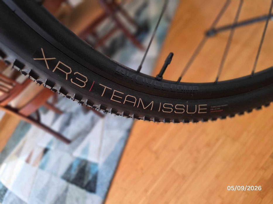 Merida Big.Nine 7000 Carbono 29” | Shimano XT | Fox 32 | Kovee Comp