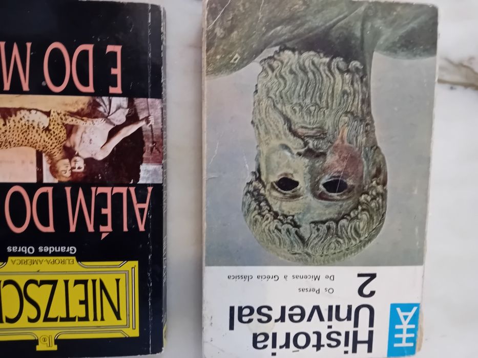 Conjunto de 3 Livros Diversos