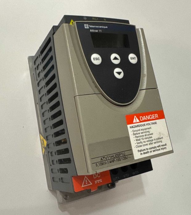 Falownik Schneider Electric ATV11HU05F1U 0,18kW - Nowy