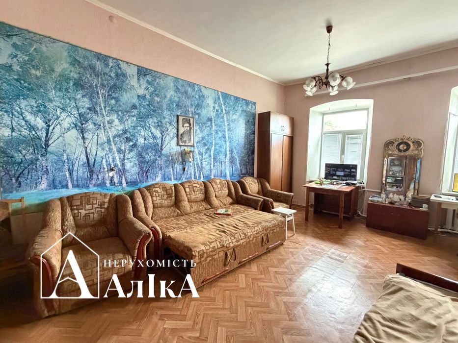Продам 2 поверховий будинок на два входи