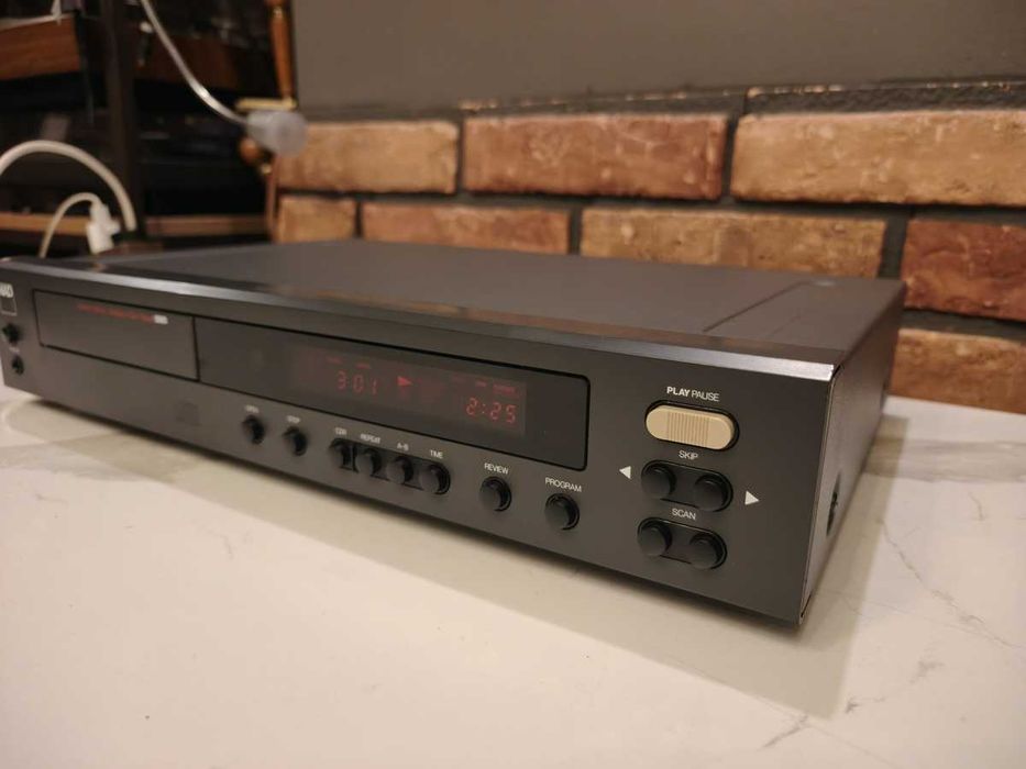 NAD 5000 Monitor Series CD ! Wysoki model ! Hi-END