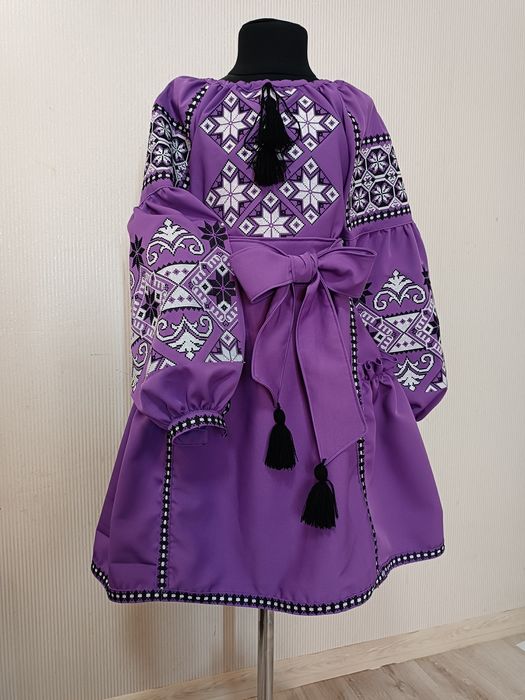 Вишита сукня, вишиванка