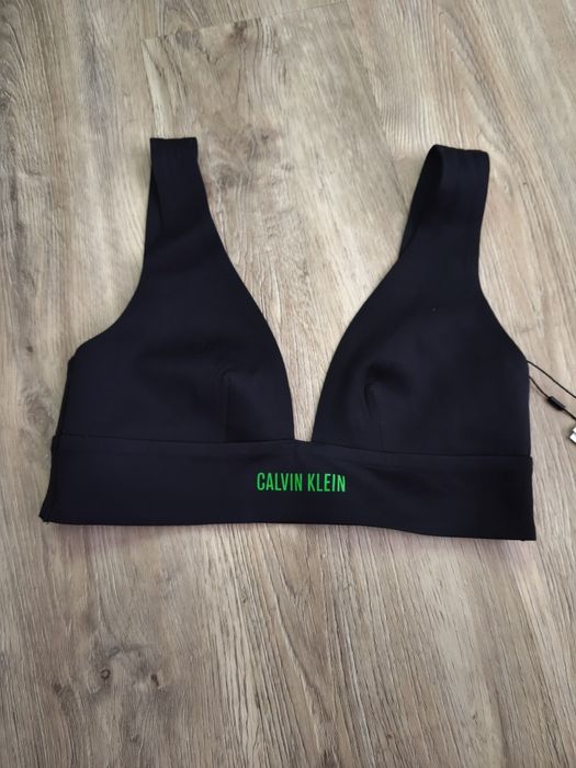 Calvin Klein. Góra od bikini
