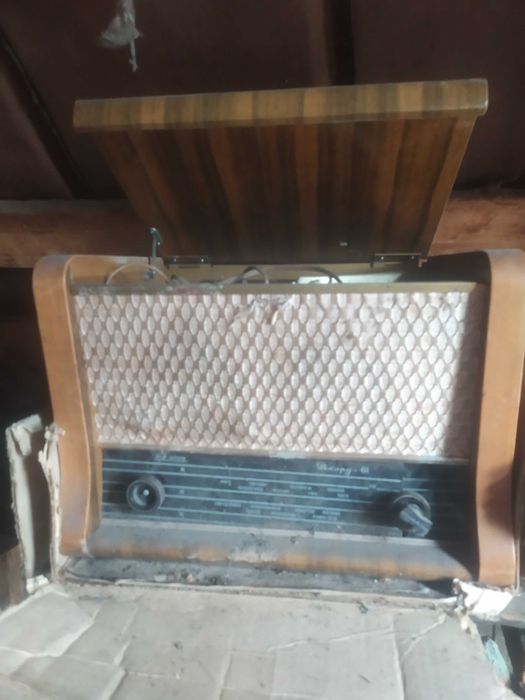 Продам музыкальный проигрыватель