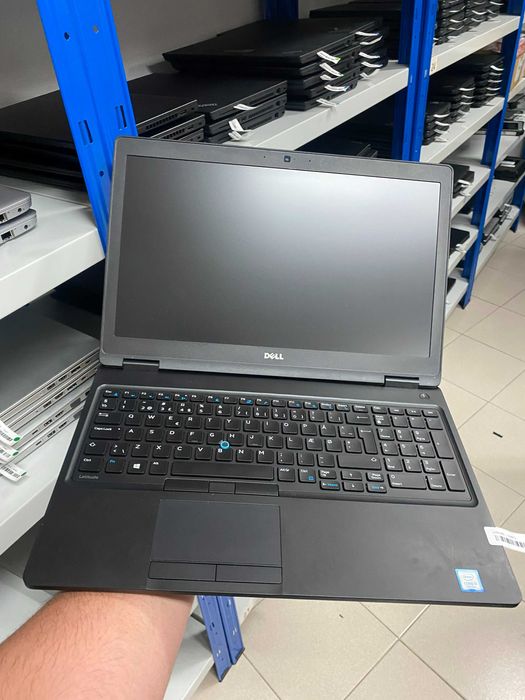 Dell Latitude 5580 i5 8GB 256GB SSD 15.6" FHD Windows 11 | AmigoTech |