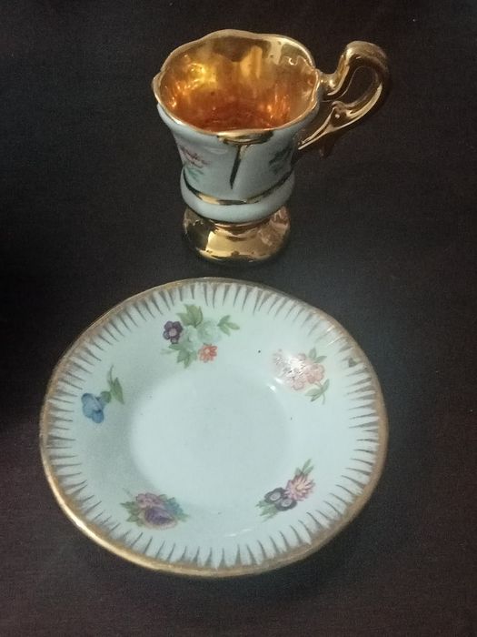 Bela chávena miniatura