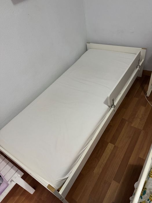 Vendo cama de solteiro