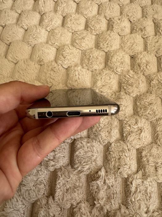 Продам Samsung SM-G950FD Galaxy S8 Gold (1186)