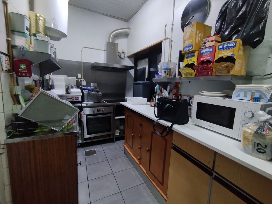 trespasse de café- totalmente equipado- 30.000 € (Negociável)