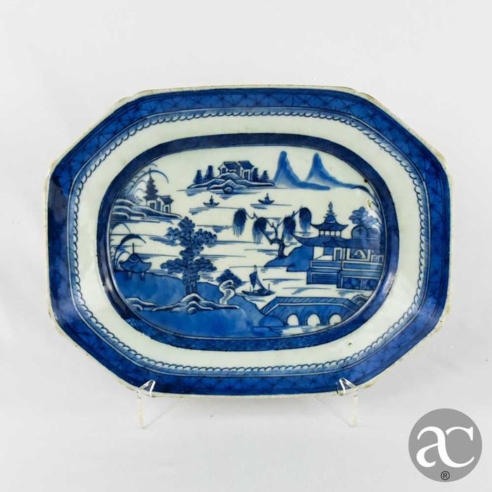 Travessa porcelana da China, Cantão, período Qianlong, séc. XVIII N2