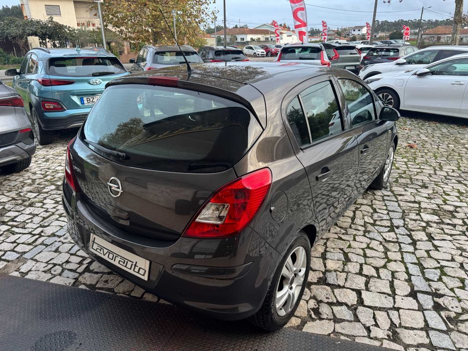 Opel Corsa 1.2 Enjoy