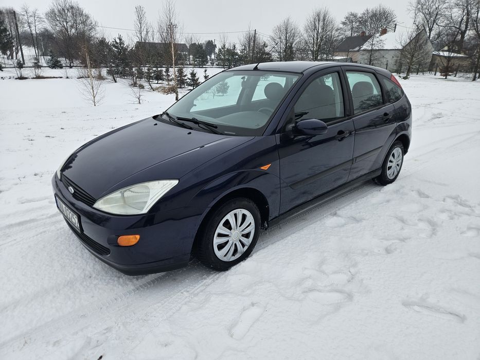 Ford Focus 1.6 benzyna 101km. 2001r klimatyzacja