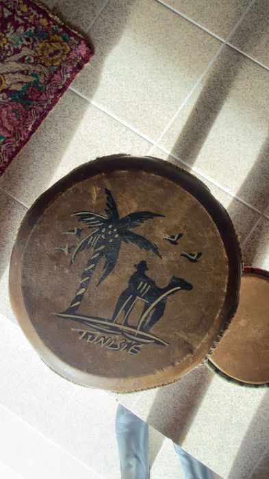 Par de Djembes Artesanais (Percussão)