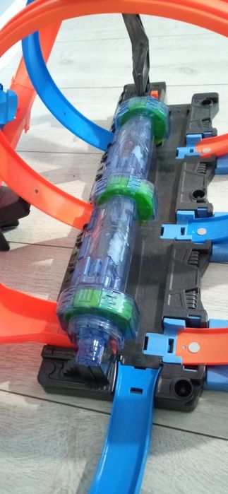 Hot wheels treck