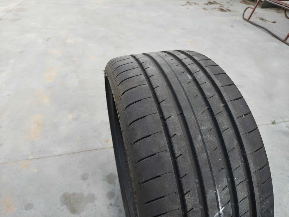 Sprzedam opony GoodYear 275/30R20
