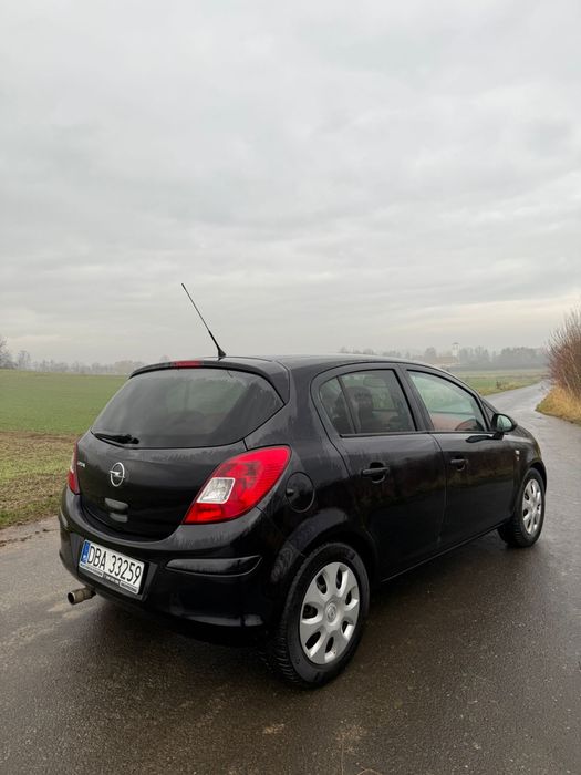 Opel Corsa D 1.4 fajna wersja - bagażnik rowerowy