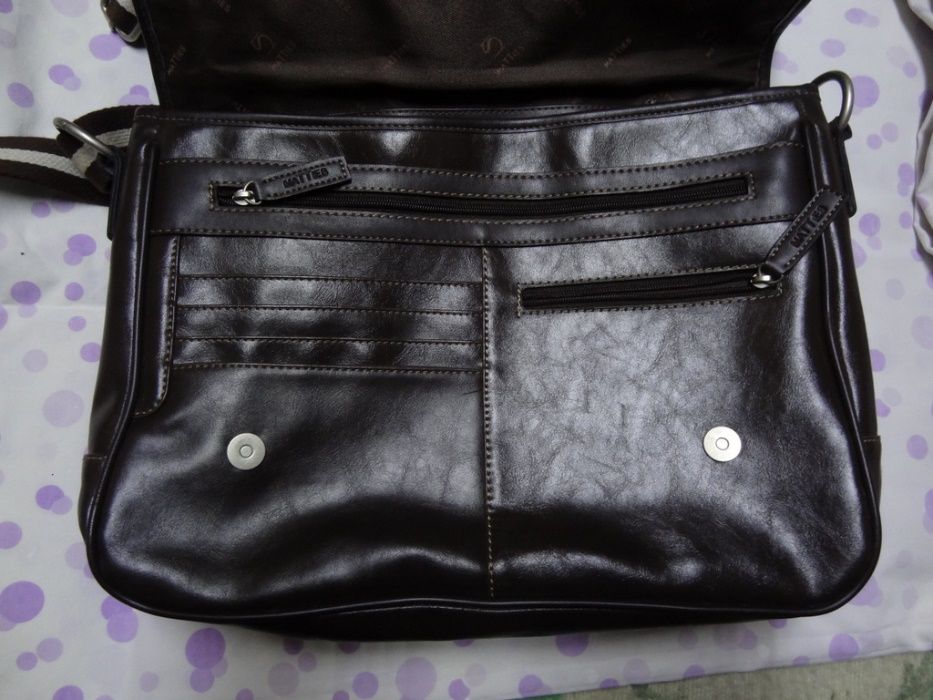 mala Matties em pele verdadeira castanho dá para portatil, nova