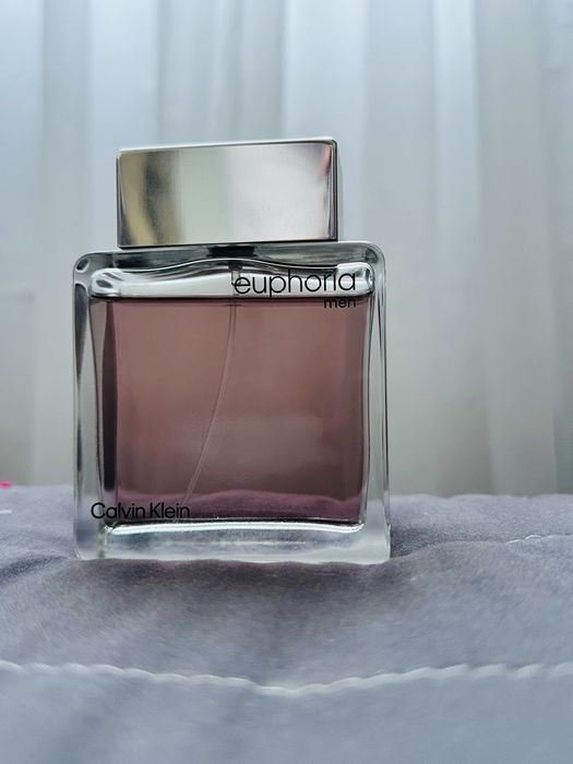 Perfumes designer