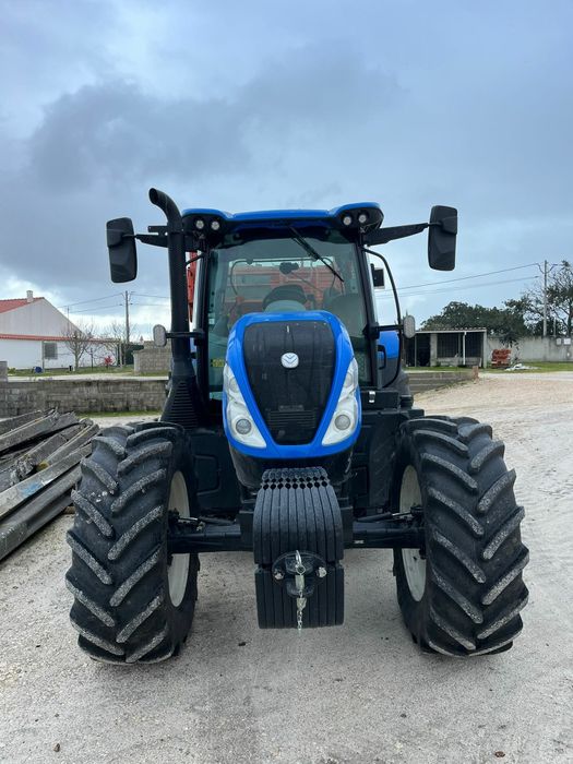 Segue para venda , tractor  , New Holand,