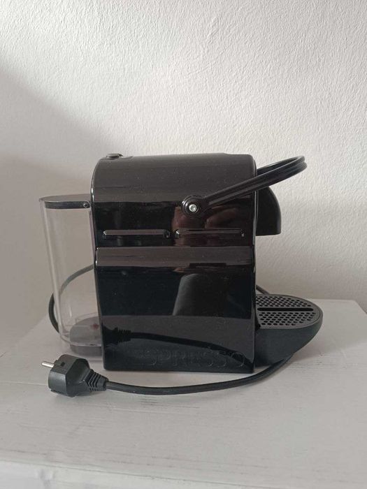 Кавоварка DeLonghi