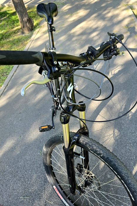 Горный велосипед  Specialized Hardrock